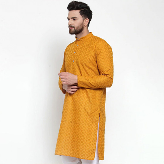 http://13.200.69.142/products/men-mustard-yellow-thread-work-cotton-kurta