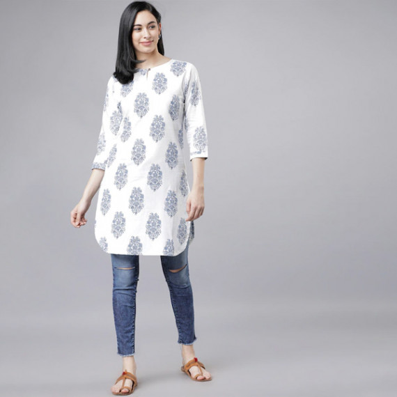 http://13.200.69.142/products/white-blue-printed-tunic