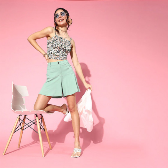 http://13.200.69.142/products/women-green-shorts