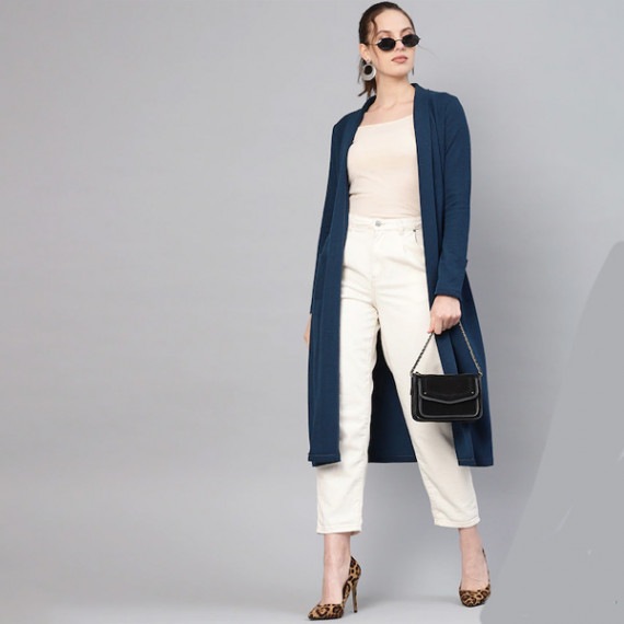 http://13.200.69.142/products/women-teal-blue-longline-solid-open-front-winter-shrug