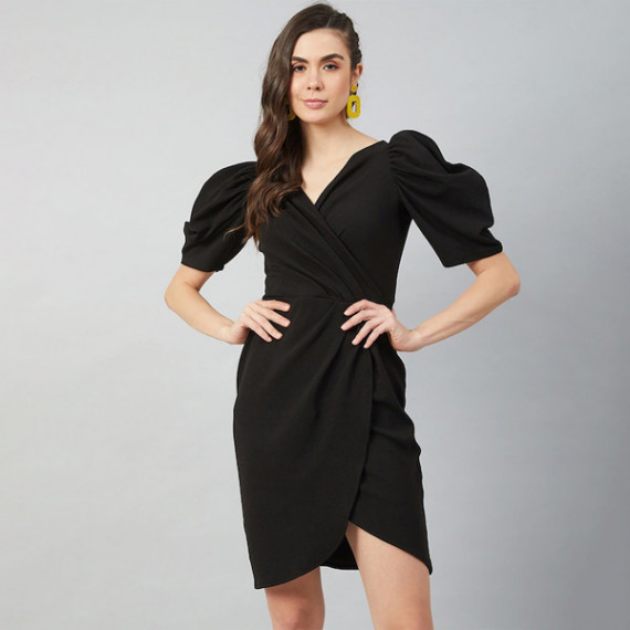 http://13.200.69.142/products/black-tulip-wrap-dress-with-volume-sleeves