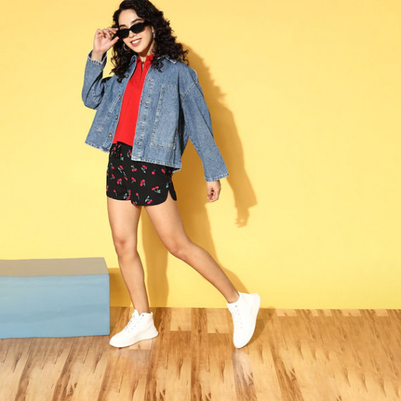 http://13.200.69.142/products/women-black-conversational-vacay-attire