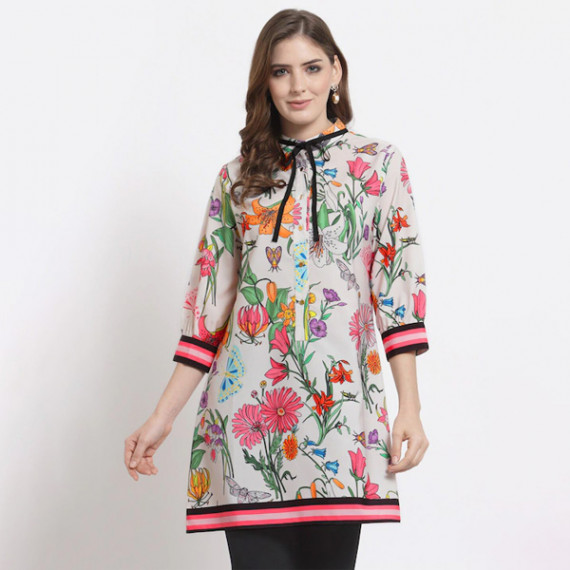http://13.200.69.142/products/women-white-tunics