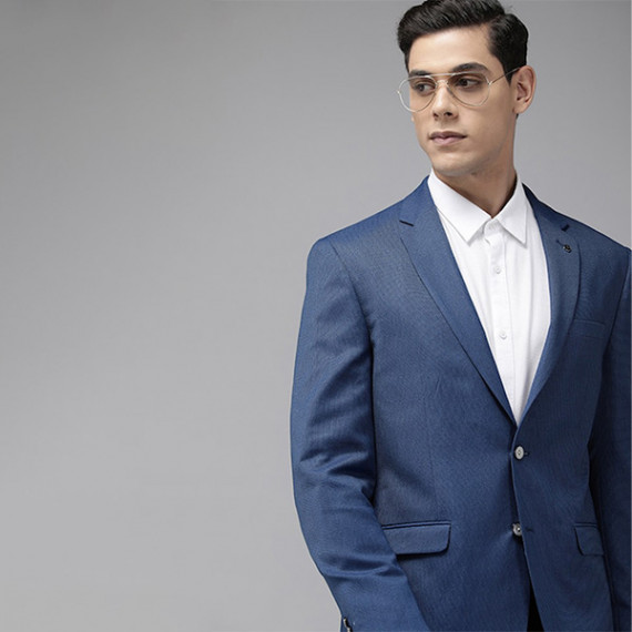 http://13.200.69.142/products/men-blue-self-design-slim-fit-single-breasted-formal-blazer