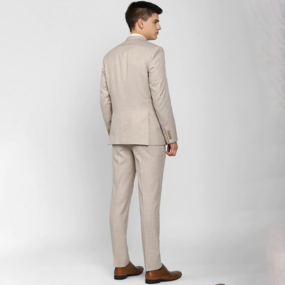 http://13.200.69.142/products/sg-rajasahab-mens-suit-set