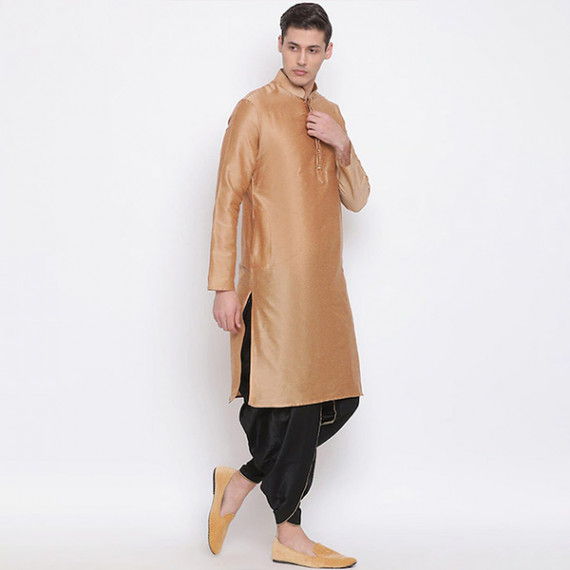 http://13.200.69.142/products/men-black-solid-dhoti-pants