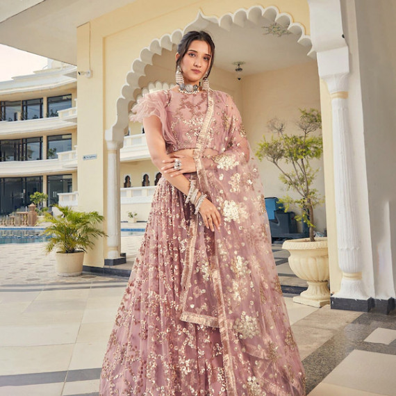 http://13.200.69.142/products/peach-coloured-gold-toned-embellished-sequinned-semi-stitched-lehenga-unstitched-blouse-with