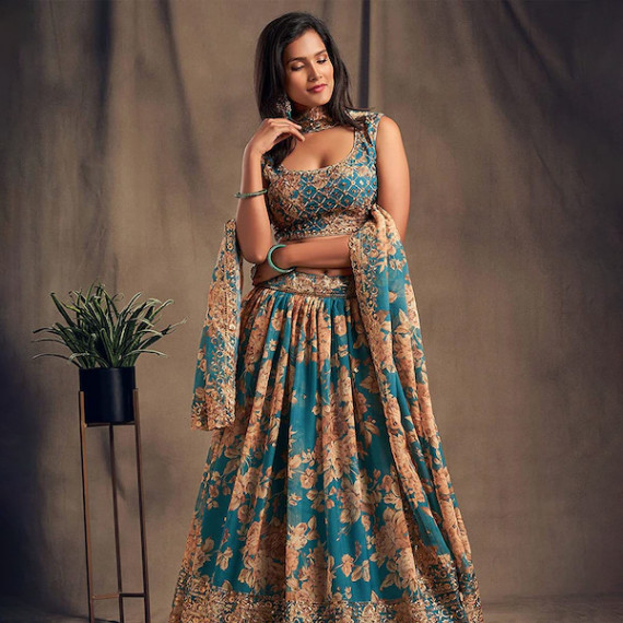 http://13.200.69.142/products/blue-beige-printed-semi-stitched-lehenga-unstitched-blouse-with-dupatta